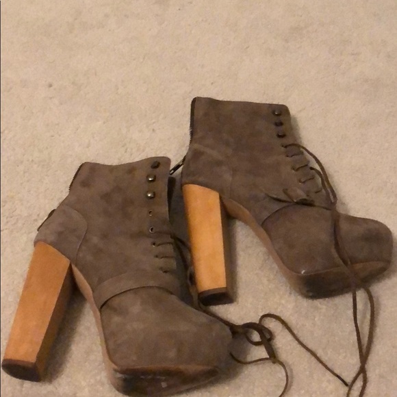 taupe steve madden boots